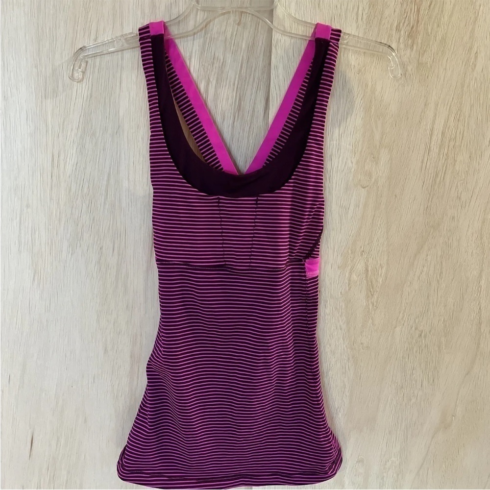 Lululemon Stuff Your Bra Pink & Purple Stripe Athletic Tank Top Shirt small